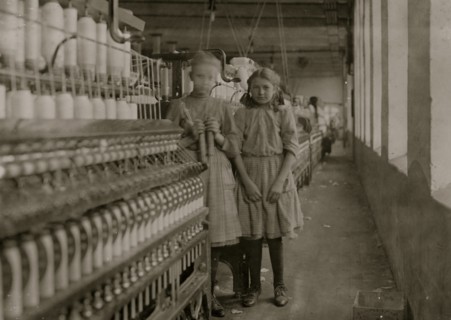 Spinners in Melville Mfg. Co., Cherryville, N.C 1908