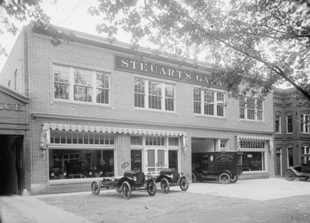 Auto Parts Garage 1920