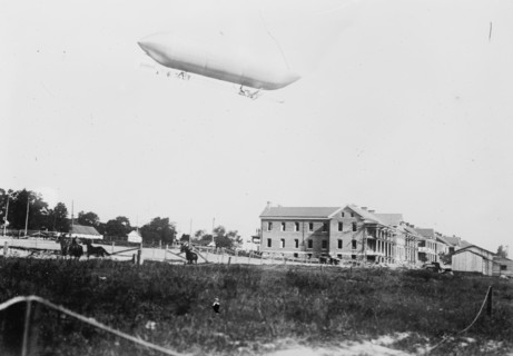 U.S. Army dirigible no. 1, over field