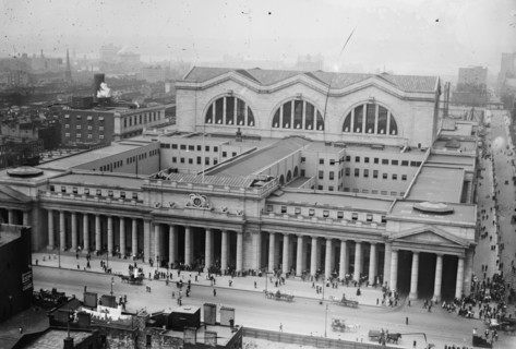 View of the since demolished Pennsylvania Railroad Station as seen from Gimbels 1912