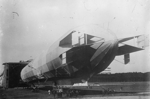 Zeppelin airship for passengers