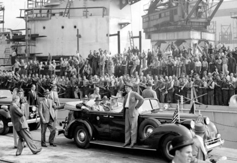 Roosevelt at the Naval Shipyards, Philadelphia, PA