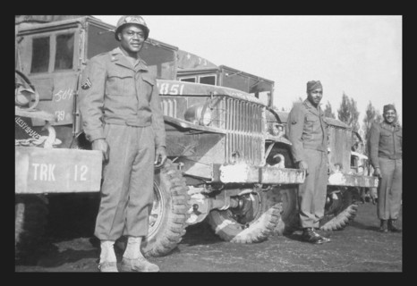 24th Infantry Waiting to Advance on Japanese