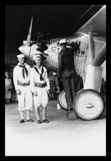 Touching up the "Spirit of St. Louis" 1927