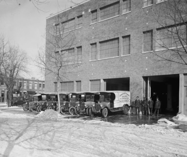 Chestnut Farms Dairy.  Geo. M. Oyster, Jr.
