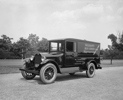 Hellmann's Blue Ribbon Mayonnaise, Wm. E. Schwartzmann- Distributor