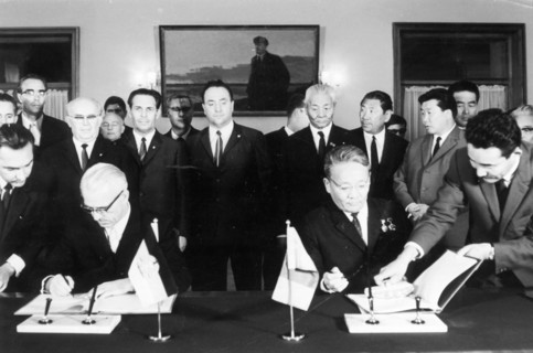 Treaty on friendship and co-operation signed between g,d,r, and mongolian people's republic by willi stoph (left) and tsedenbal sep, 12 1968.