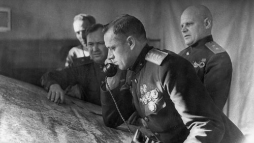 General konstantin rokossovsky, commander of the first byelorussian front, on the phone prior to the battle for stalingrad, on the right is lieutenant general telegin, member of the military council o...