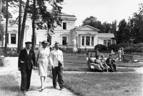 Soviet health spa, a garden of the vinogradovo rest home for teachers in the moscow region, it is run by the trade union of employees of elementary and secondary schools of the russian federation, may...