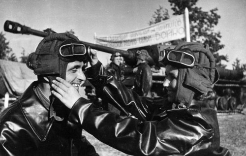 The boiko's tank unit receives new js-122 (joseph stalin 122) heavy tanks, 1942, tank commander,  junior lieutenant alexandra boiko and her husband, driver/mechanic ivan boiko.