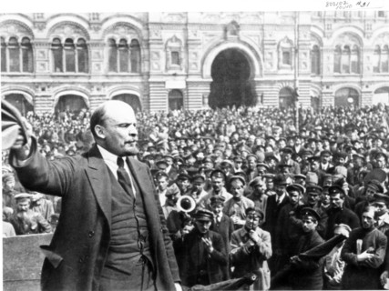 Lenin addressing vsevobuch troops on red square in moscow on may 25, 1919.