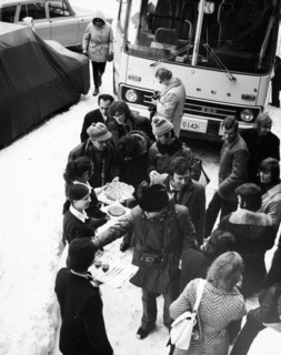 Foreign tourists being greeted in front of the hotel malyovitsa in the rhodope mountains, bulgaria, 1977.