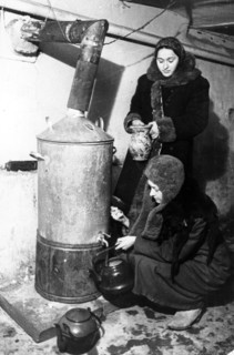 world war ll: leningrad blockade, women getting hot water in 1942.