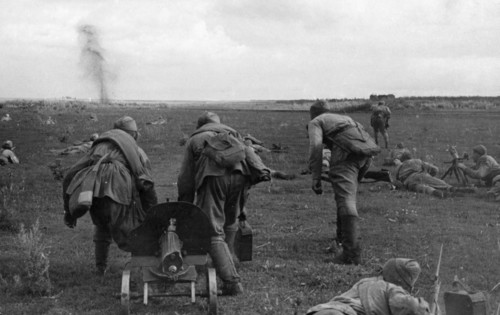 World war 2, august 1943, the kharkov area, a unit taking up a new line, ukraine.