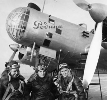 Order-bearers captain polina osipenko (co-pilot and commander of the plane), deputy to the supreme soviet of the ussr valentina grizodubova (navigator), and senior lieutenant marina raskova right befo...