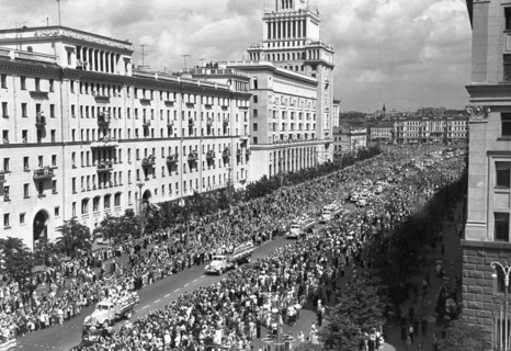 Sixth world festival of youth and students in moscow, july 28, 1957, participants on their way to lenin stadium for the opening ceremonies of the festival.