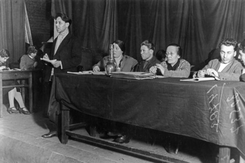 Rozaliya zemlyachka (seated with glasses) during a purge trial at a co-operative in moscow, 1933, a leading bolshevik party member, she was one of the organizers of the 'red terror' during the civil w...