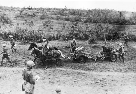 Red army horse-drawn artillery, in 1941.