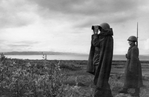 World war 2, a patrol on the coast at petsamo, october 1942.