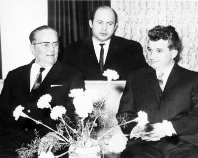 Yugoslavian president tito (l) and romanian general secretary ceausescu talk at timisoara near rumanian - yugoslav border feb, 1969.