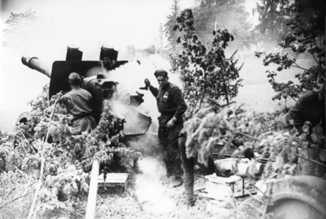 Soviet artilleryman at leningrad front at the karelia isthmus during world war ll.