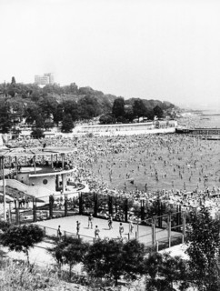 Arkadia beach on the black sea coast, odessa, ukrainian ssr, august 1980.