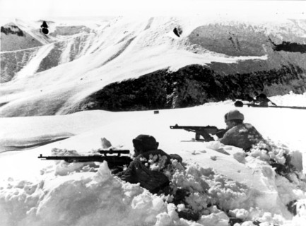 Soviet soldiers defend a pass at the caucasian front during the world war ll.