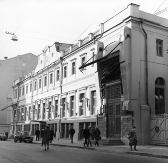 Moscow art theatre founded by konstantin stanislavsky, moscow, russia, 1992.
