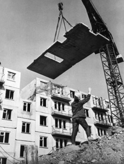 Construction of apartment buildings using pre-fabricated parts in mezhdurechensk, kuznetsk region, ussr, 1965.