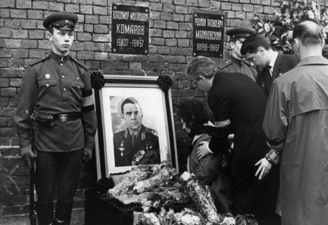 Funeral for vladimir komarov who perished during the soyuz-1 mission, his widow valentina yakovlevna and cosmonauts k,p, feoktisov and b,b, yegorov at the kremlin wall where his ashes were intered, ap...