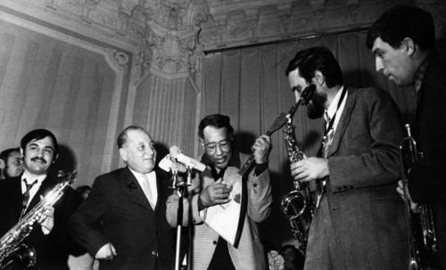 American composer duke ellington playing a russian balalaika that was given to him as a gift, to his right is the soviet composer sigizmund katz, october 13, 1971.