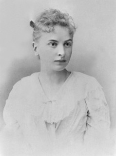 inessa armand, lenin's mistress, 1895 .