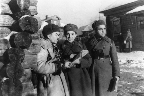 Major general ivan panfilov, head of 316th rifle division, with two officers of his staff, the photo taken on the actual day of his death, 1941, world war 2.