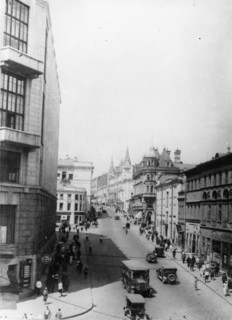 Gorky street, moscow, ussr, left: the building of the central telegraph agency, (1930-1940).
