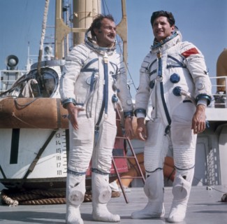 Soyuz 21, cosmonauts boris volynov and vitaly zholobov leave for the cosmodrome, 1976.