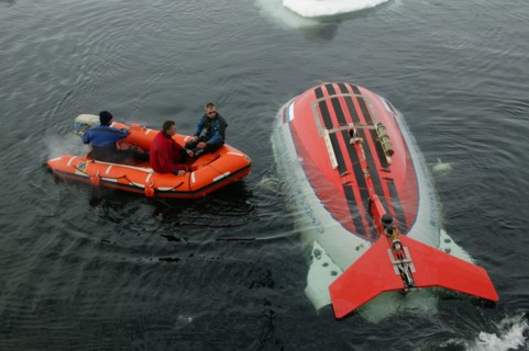 Arctic ocean, august 8, 2007, mir-1 submersible is being descent from the akademik fedorov research ship during the russian polar expedition 'arctic-2007'.