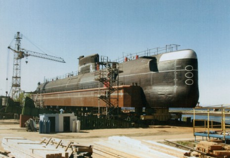 Severodvinsk, russia, september 5, a diesel submarine of the 641b type lies in the dock in severodvinsk shortly before her transportation to moscow where the sub will be turned into a museum, the phot...
