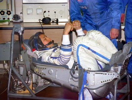 Kazakhstan, april 11, 2003, the flight engineer of the soyuztma-2 spacecraft edvard lu (c) is trying on his space suit during preparation for the flight at cosmodrome baikonur, the spaceship soyuztma-...