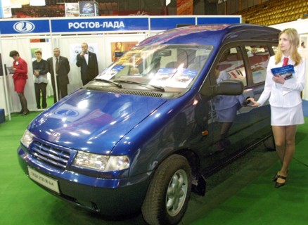 The lada 2120, a new product from the 'avtovaz ' auto plant, on show at the 7th annual 'autoformula-2003' international car show, rostov-on-don, russia, april 16 2003.