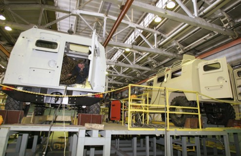 Assembly of the 'tigr' (tiger) multi purpose mobile army vehicles at the gaz (gorky) automobile plant, nizhni novgorod, russia, 2005.