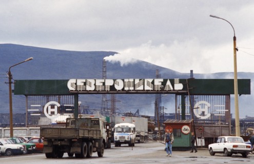 Entrance to the severonikel metallurgical plant in monchegorsk in the murmansk region, the plant is the cause of severe pollution problems in the region, kola peninsula, russia, august 1998.