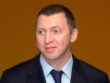 Krasnodar, russia, basic element chairman oleg deripaska is pictured at the kuban chest surgery clinic where the worlds fastest siemens somatom sensation 64 computer tomograph, purchased by oleg derip...