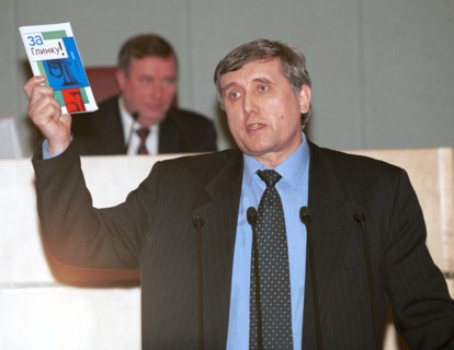 Moscow, russia, march 7, 2001, mp sergei yushenkov of the union of rightist forces proposes his variant of the russian anthem