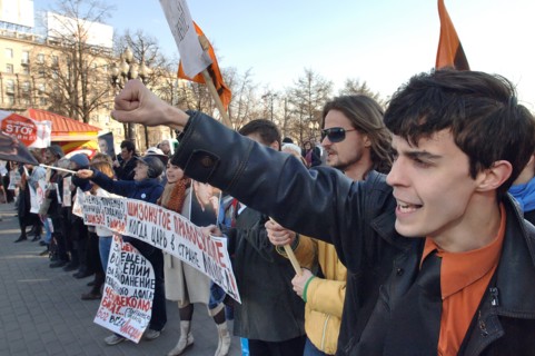 Moscow, russia, april 25, 2006, participants of the protest 'no to basmanny justice!' in support of former yukos chief mikhail khodorkovsky and employees of the company platon lebedev, svetlana bakhmi...
