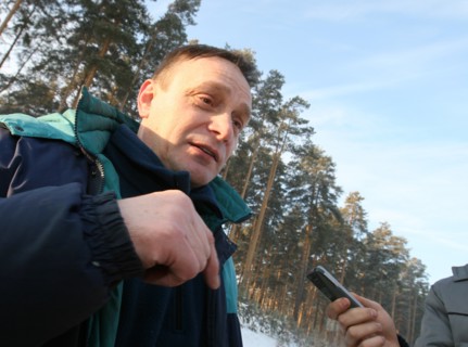 Yekaterinburg, russia, november 30, 2007, former fsb colonel, mikhail trepashkin, who has been released from a prison colony in nizhni tagil where he was serving a 4-year sentence, has arrived in yeka...