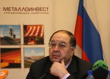 Moscow, russia, february27, 2008, russian billionaire alisher usmanov who who controlls metalloinvest industrial holding company, attends a press conference to announce metalloinvest's new sponsorship...