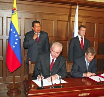 Moscow region, russia, july 22, 2008, rafael ramirez, venezuela's energy minister and head of petr?leos de venezuela, s,a, (pdvsa), the venezuelan state-owned petroleum company, vagit alekperov, presi...