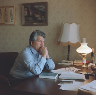 Chingiz (tschingis) aitmatov, famous kirghiz writer.