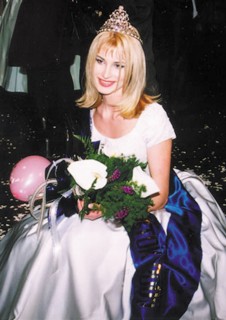 Khabarovsk,russia, february 5 2003: yulia cinyavina (ops) , the 11-th form student from the city of khabarovsk won the top title at the 'miss far east-2001' contest on sunday, she will represent the f...