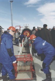 Kazakhstan, 27,03,2001: picture shows workers preparing to open the gate-valve of the 'tengiz-black sea' oil pipeline